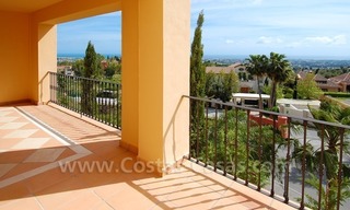 Appartement moderne de luxe dans un complexe de golf à vendre avec des vues spéctaculaires sur la mer, dans la vallée de golf de Marbella sur la Costa del Sol 2