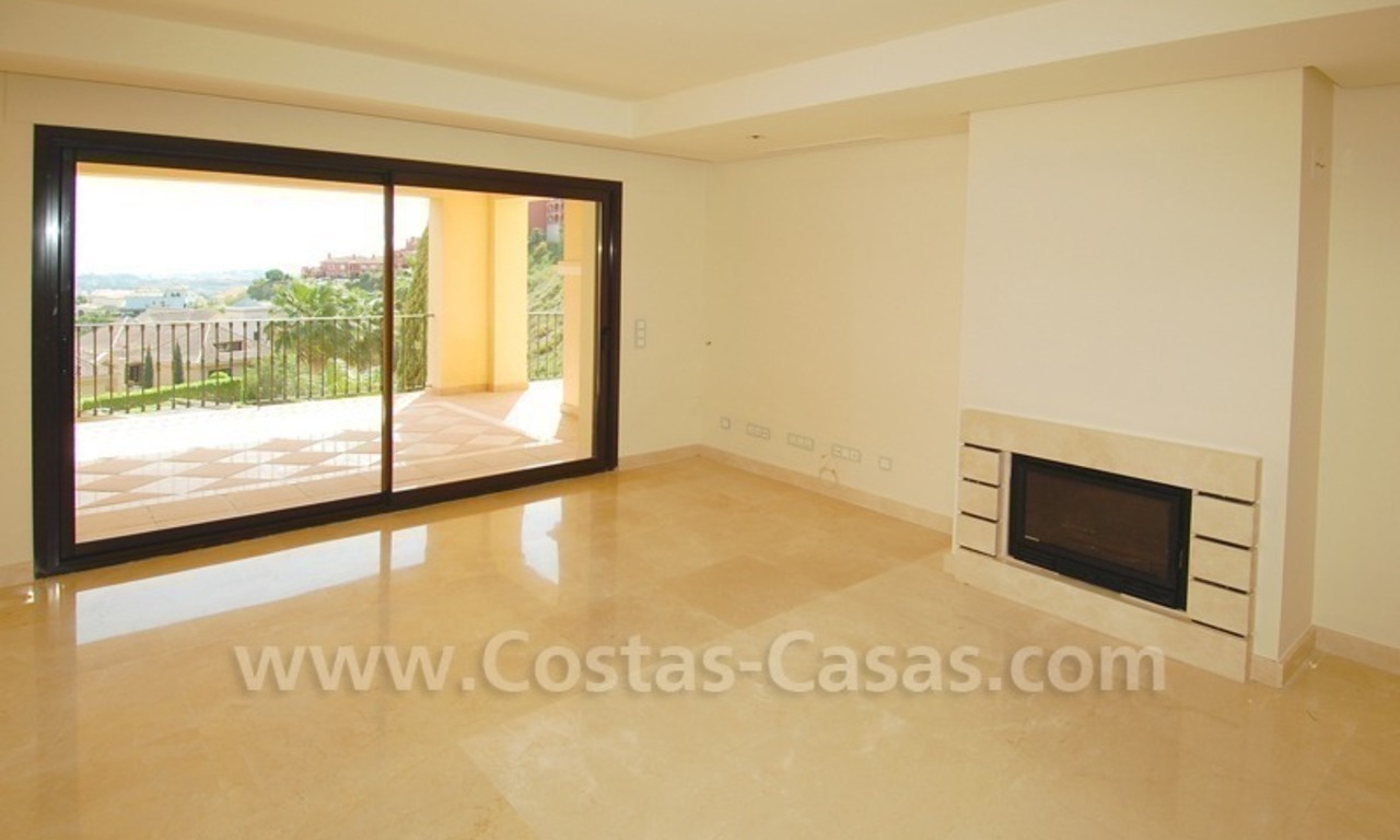 Appartement de luxe moderne à vendre avec des vues spéctaculaires sur un complexe de golf à Marbella sur la Costa del Sol 5