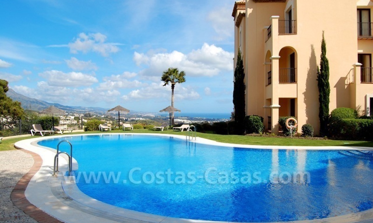 Appartement de luxe moderne à vendre avec des vues spéctaculaires sur un complexe de golf à Marbella sur la Costa del Sol 3