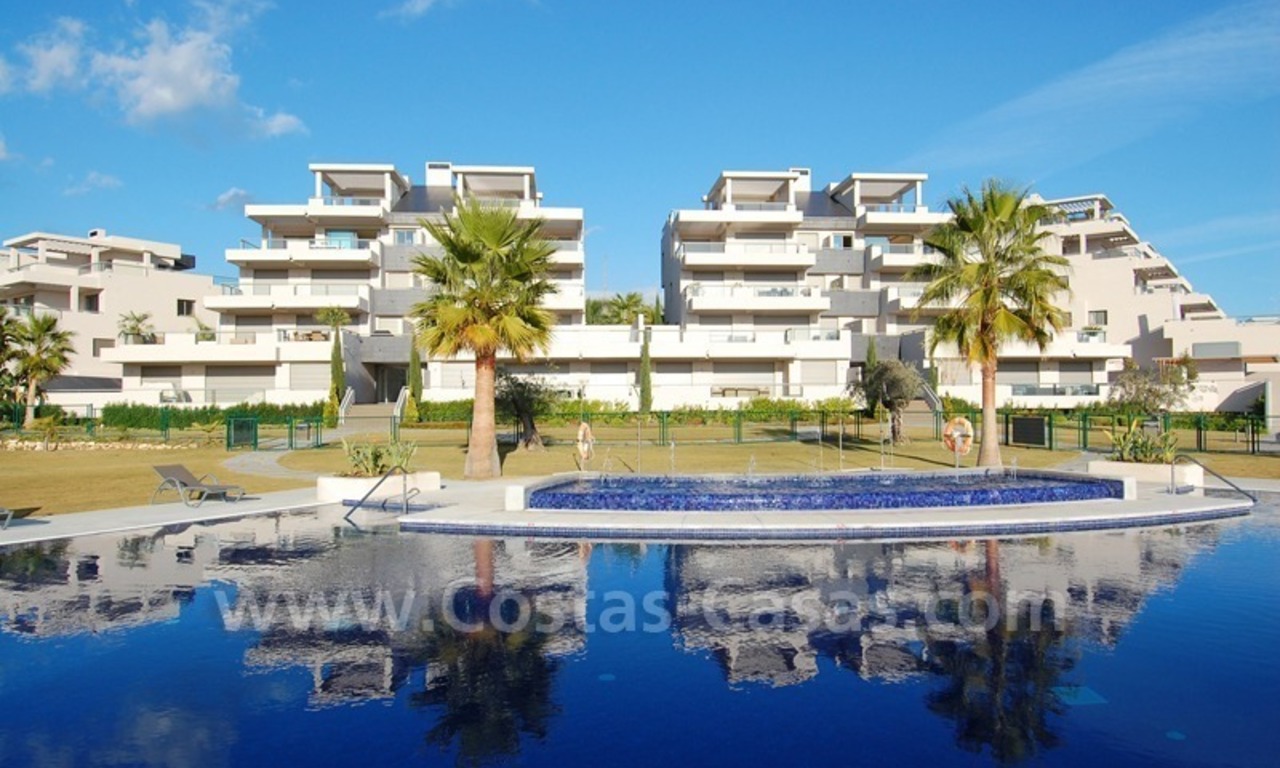 Appartements luxueux et modernes de golf avec vue sur mer à vendre dans la région de Marbella - Benahavis 1