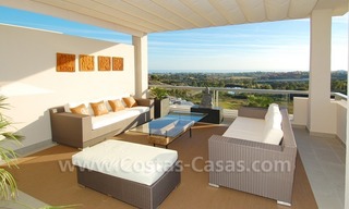 Opportunité! Penthouse de luxe de style moderne à vendre dans la zone de Marbella - Benahavis sur la Costa del Sol 1