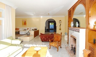 Villa à vendre près de la plage dans la zone de Marbella - Estepona 12