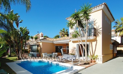 Villa de plage à vendre près de la plage à Marbella 