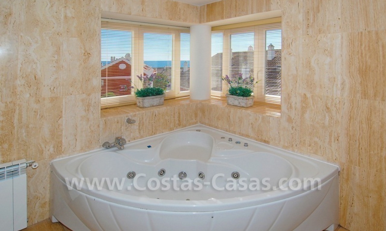 Villa de luxe près de la mer à vendre à Marbella 23