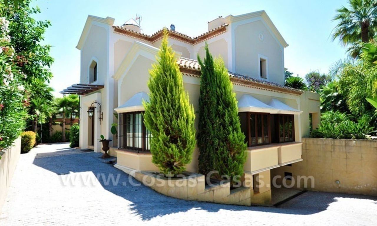 Villa exclusive à vendre, près de la plage sur la Mille d' Or à Marbella 9