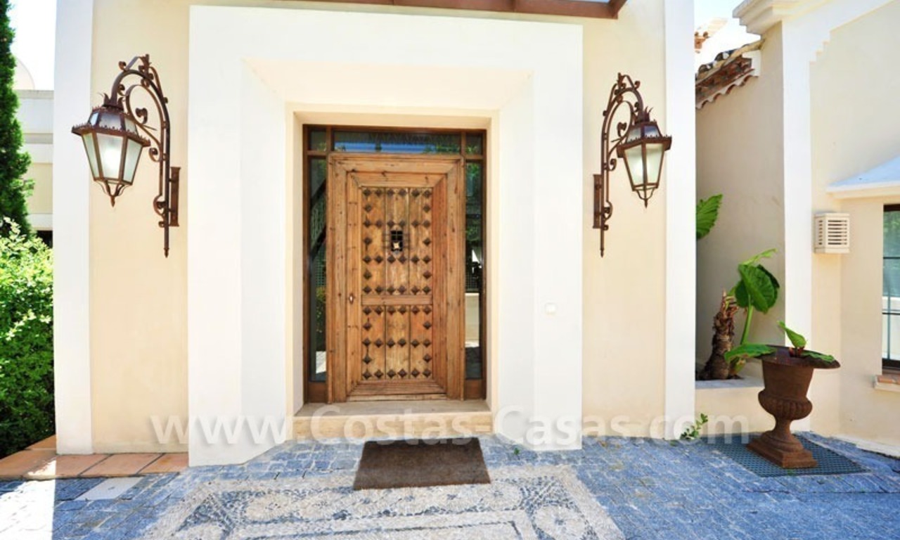 Villa exclusive à vendre, près de la plage sur la Mille d' Or à Marbella 10