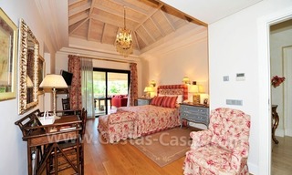 Villa exclusive à vendre, près de la plage sur la Mille d' Or à Marbella 20