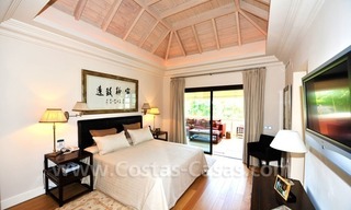 Villa exclusive à vendre, près de la plage sur la Mille d' Or à Marbella 23