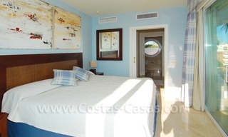 Appartement de plage et penthouse à vendre, première ligne de plage dans la nouvelle Mille d' Or, Marbella - Estepona 13