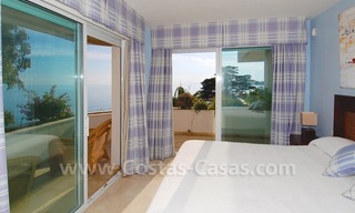 Appartement de plage et penthouse à vendre, première ligne de plage dans la nouvelle Mille d' Or, Marbella - Estepona 14