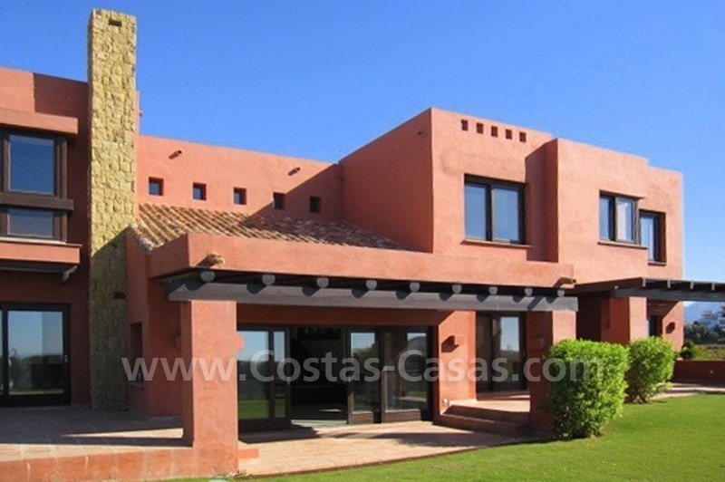 Villa exclusive de style contemporain à vendre sur un parcours de golf connu dans la zone de Marbella - Benahavis - Estepona