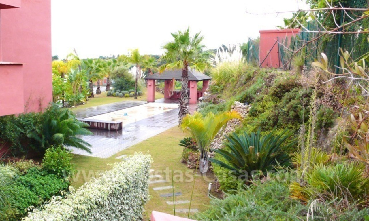 Villa exclusive de style contemporain à vendre sur un parcours de golf connu dans la zone de Marbella - Benahavis - Estepona 3