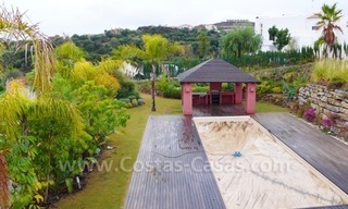 Villa exclusive de style contemporain à vendre sur un parcours de golf connu dans la zone de Marbella - Benahavis - Estepona 4
