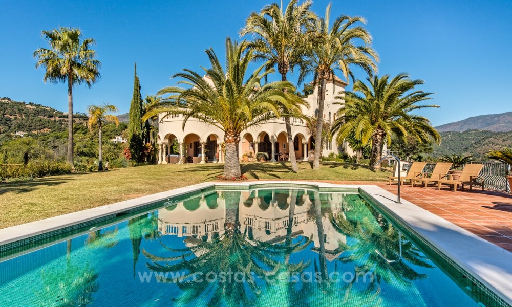 Grande villa de style classique à vendre à El Madroñal, Benahavis - Marbella 22016