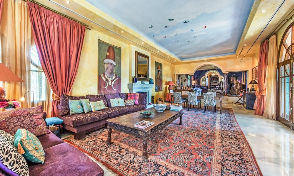 Grande villa de style classique à vendre à El Madroñal, Benahavis - Marbella 22017