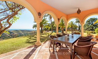 Grande villa de style classique à vendre à El Madroñal, Benahavis - Marbella 22019 
