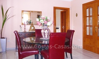 Villa à vendre près de plusieurs terrains de golf dans un endroit connu dans la zone d' Estepona - Marbella - Benahavis 16