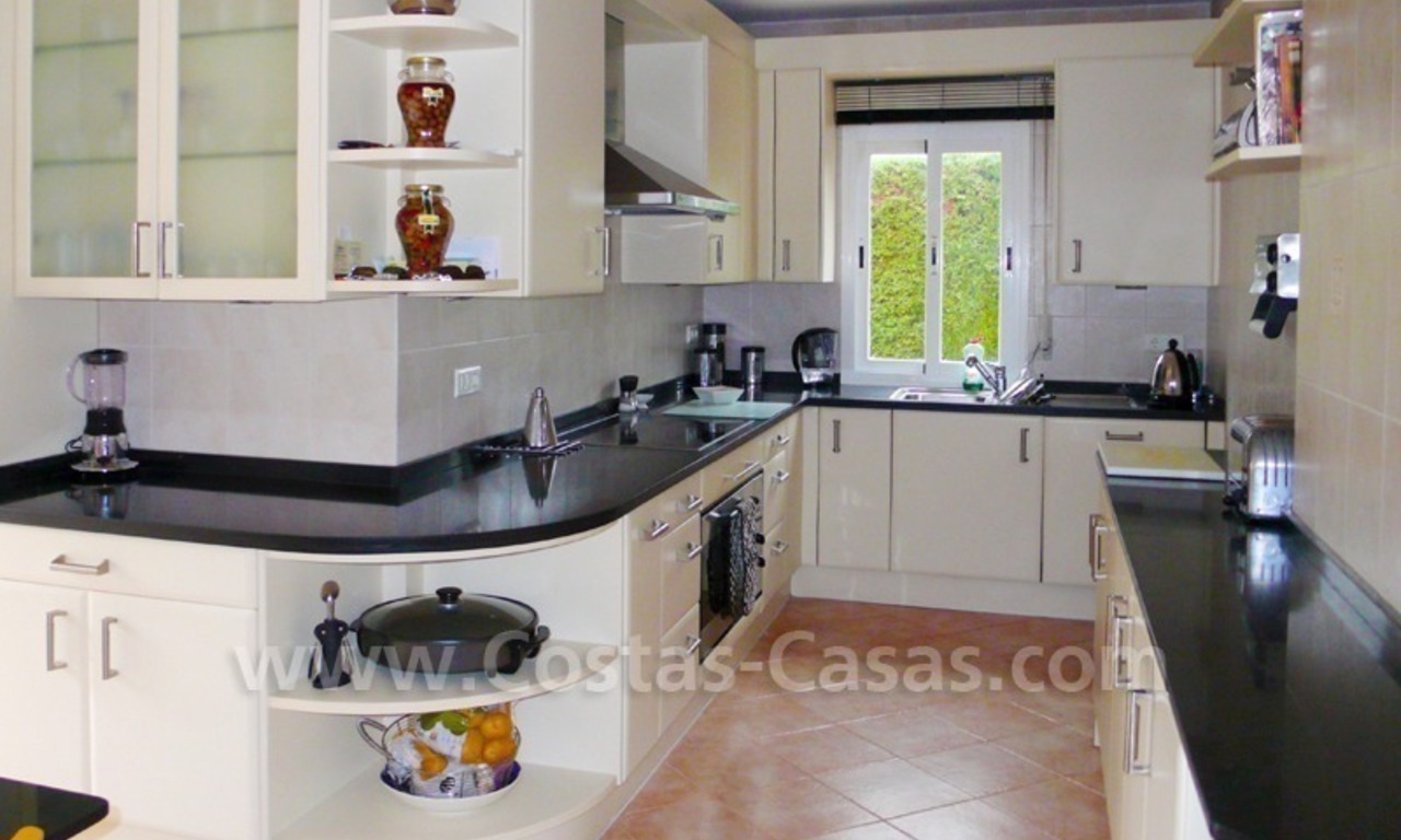 Villa à vendre près de plusieurs terrains de golf dans un endroit connu dans la zone d' Estepona - Marbella - Benahavis 17