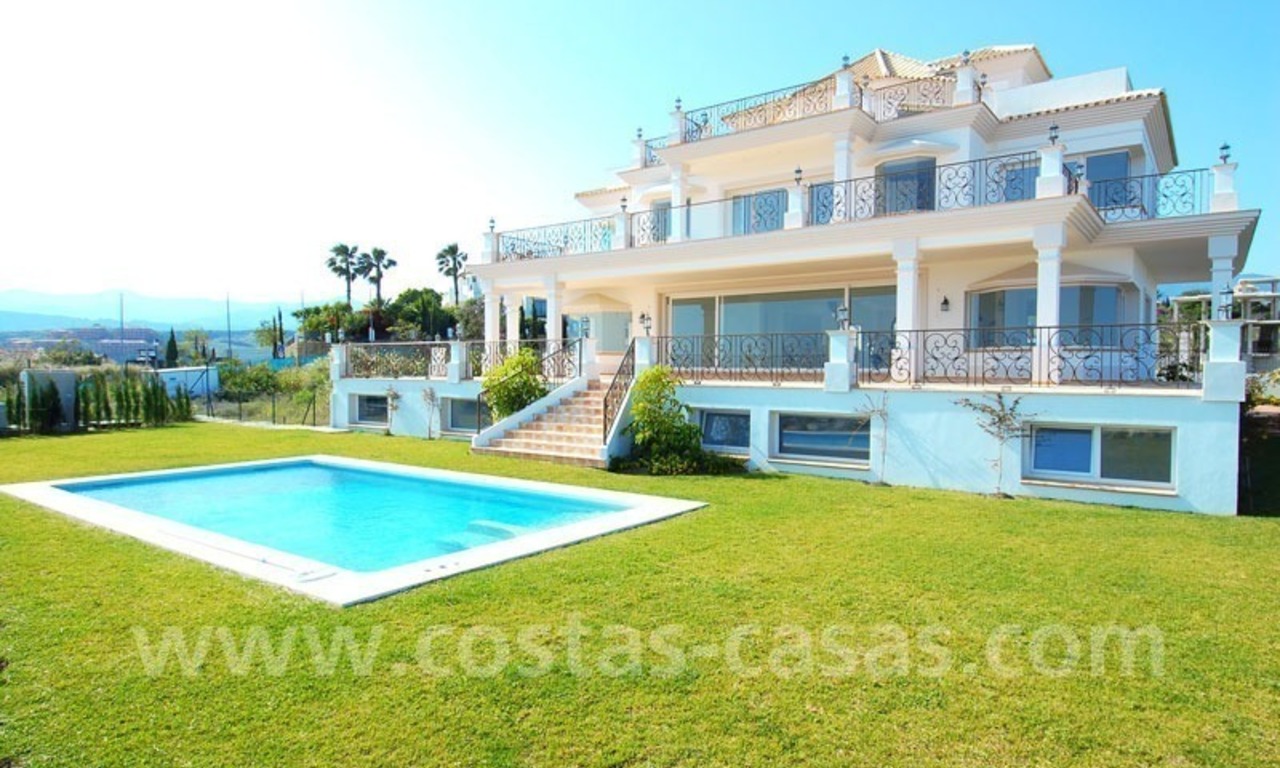Villa de luxe spacieuse à vendre, complexe de golf, Benahavis - Marbella - Estepona sur la Costa del Sol 2
