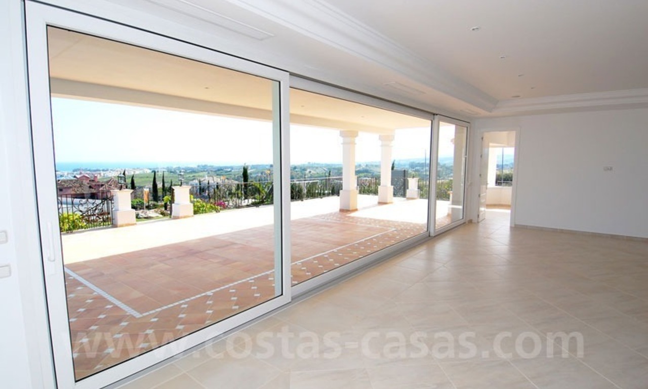 Villa de luxe spacieuse à vendre, complexe de golf, Benahavis - Marbella - Estepona sur la Costa del Sol 6