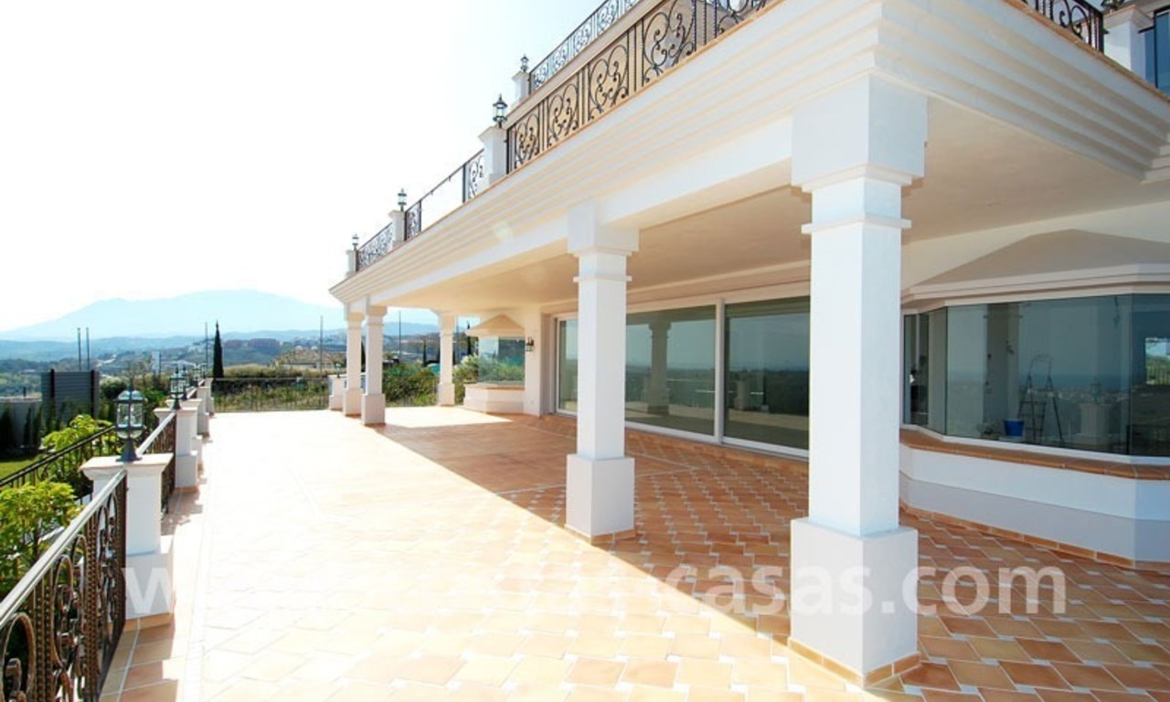 Villa de luxe spacieuse à vendre, complexe de golf, Benahavis - Marbella - Estepona sur la Costa del Sol 8
