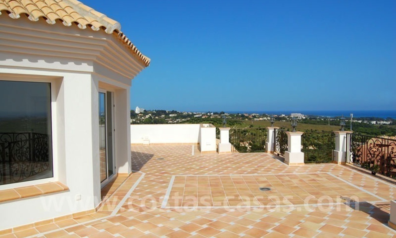 Villa de luxe spacieuse à vendre, complexe de golf, Benahavis - Marbella - Estepona sur la Costa del Sol 24