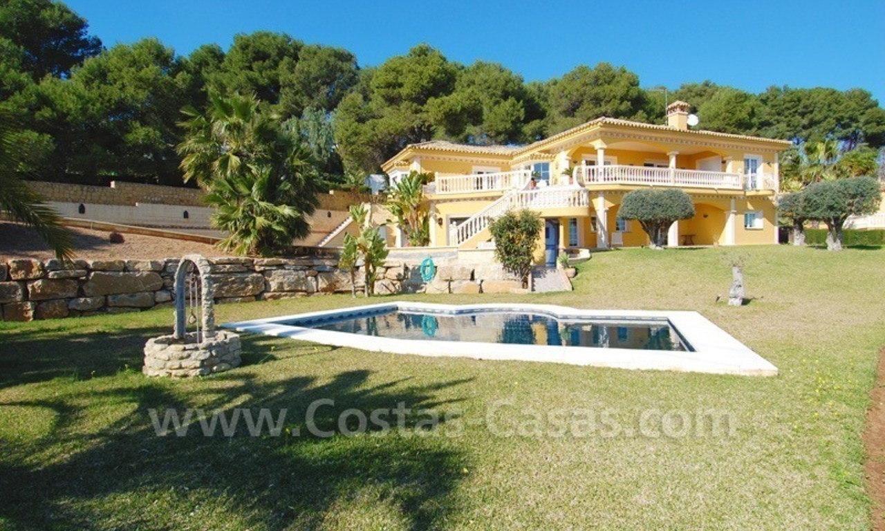 Magnifique villa de luxe à acheter à l' Est de Marbella 0