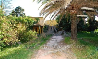 Opportunité! Parcelle avec une villa détachée à renover, à vendre près de la plage à San Pedro - Marbella 3