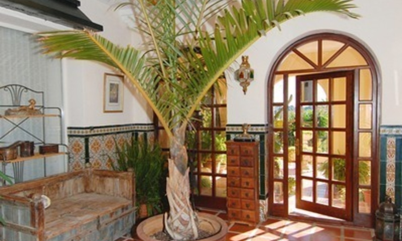 Villa en première ligne d' Aloha golf dans un endroit renommé, à vendre à Marbella - Puerto Banús - Nueva Andalucía 13