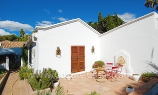Villa romantique à vendre au-dessus de la Mille d' Or à Marbella 27
