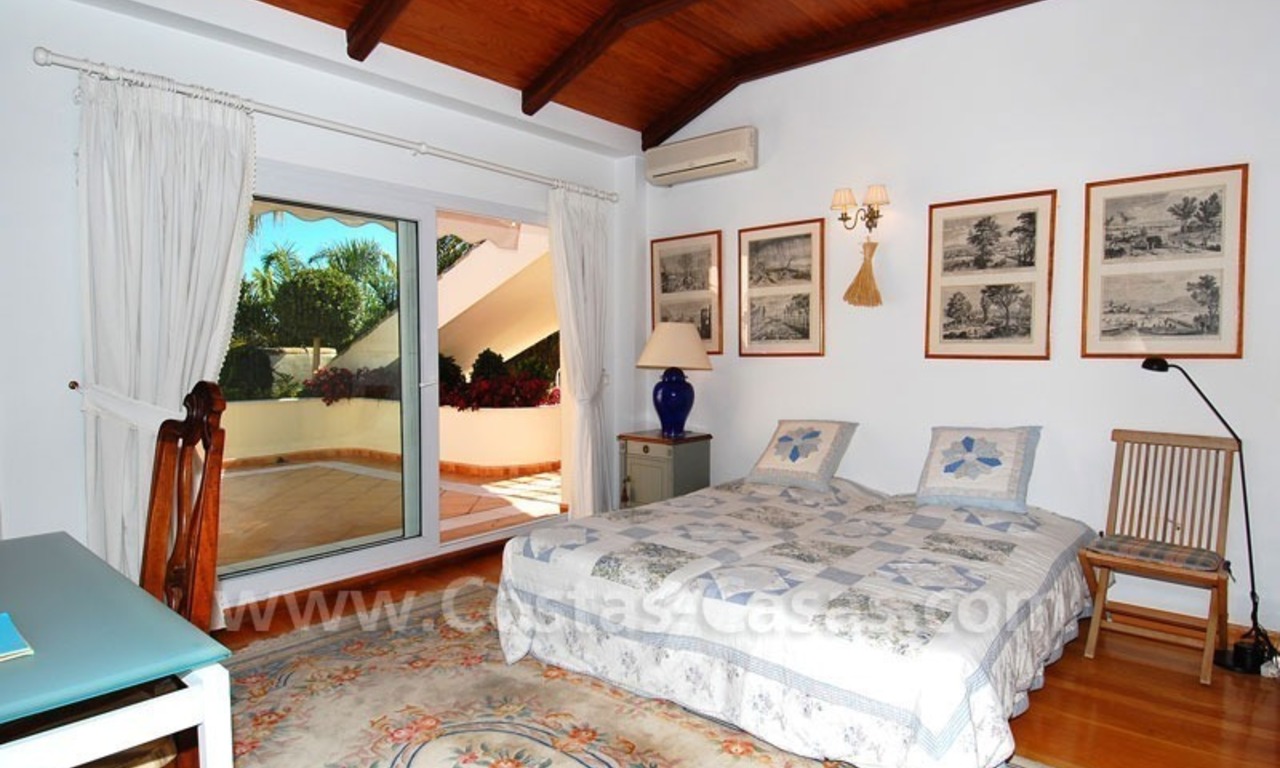 Villa de luxe à vendre dans un complexe en première ligne de golf à Marbella 22