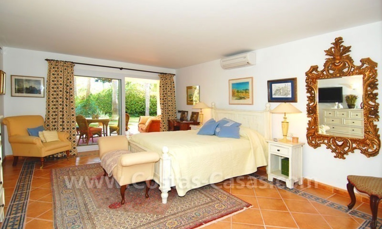 Villa de luxe à vendre dans un complexe en première ligne de golf à Marbella 19