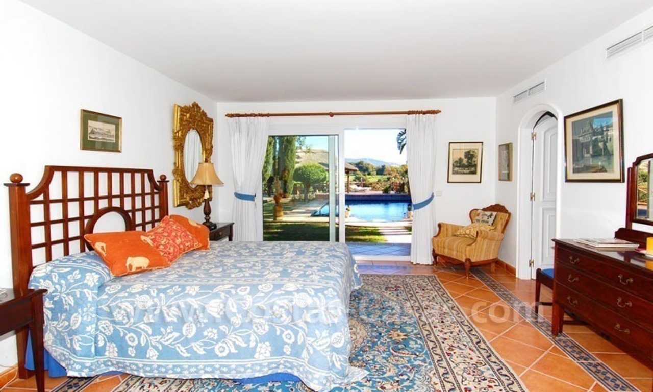 Villa de luxe à vendre dans un complexe en première ligne de golf à Marbella 20