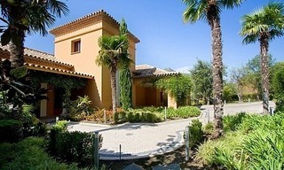 Villa de luxe à vendre dans un complexe de golf à Marbella - Benahavis 16
