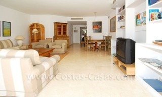 Appartement spacieux à vendre dans un complexe en première ligne de plage à Marbella sur la nouvelle Mille d' Or 21