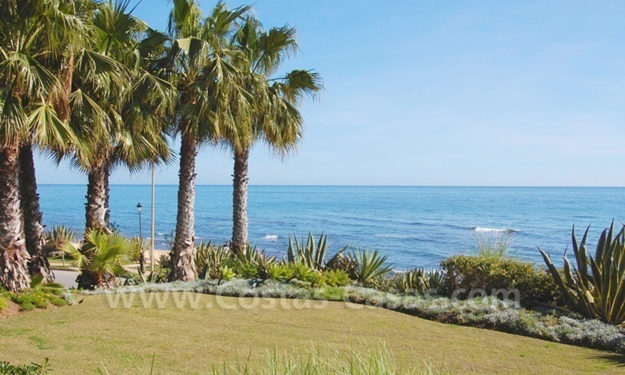 Appartement spacieux de luxe à vendre dans un complexe en première ligne de plage sur la Mille d' Or - Marbella 14