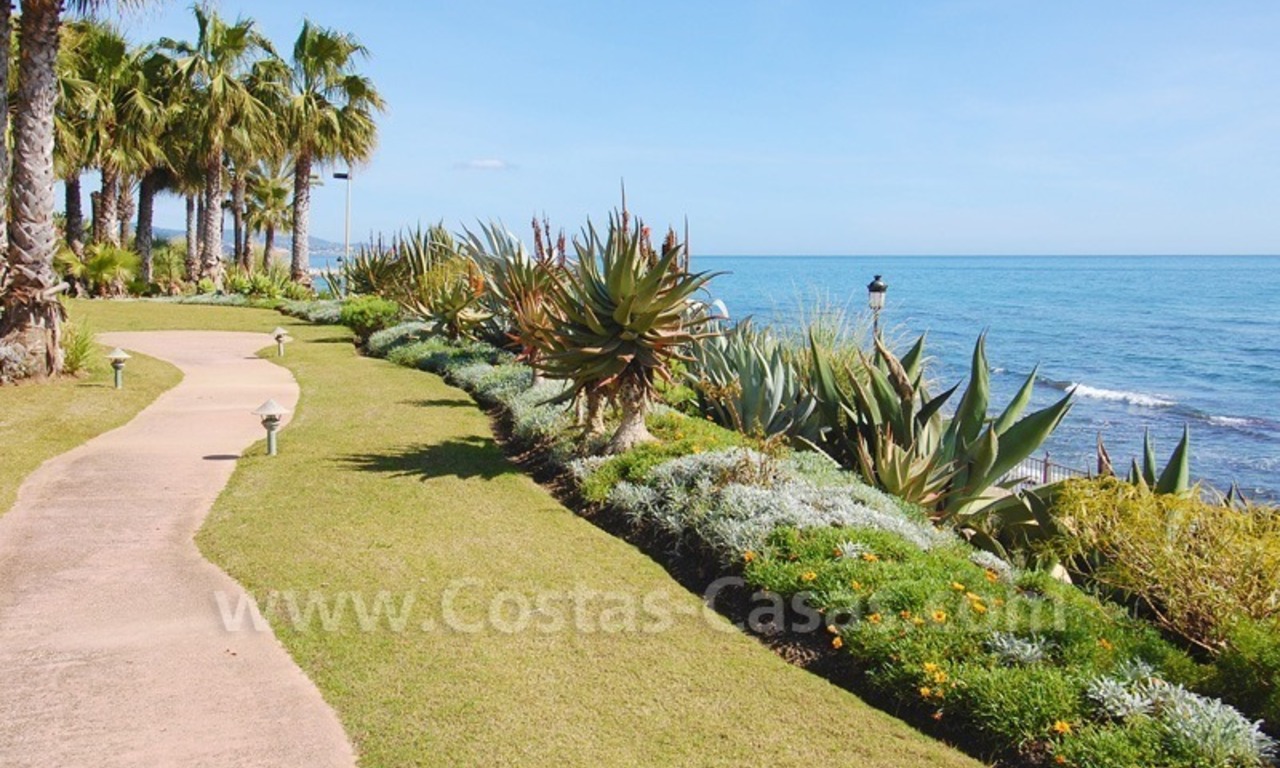 Appartement spacieux de luxe à vendre dans un complexe en première ligne de plage sur la Mille d' Or - Marbella 17