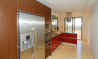 Penthouse de luxe, de style moderne à vendre dans la zone de Marbella - Benahavis sur la Costa del Sol 15