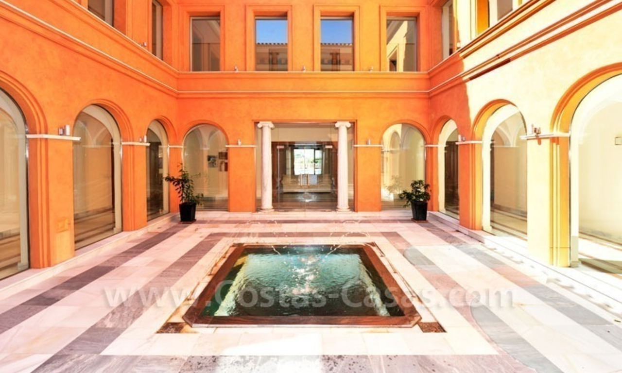 Unique mansion de style palais à vendre à Marbella 7