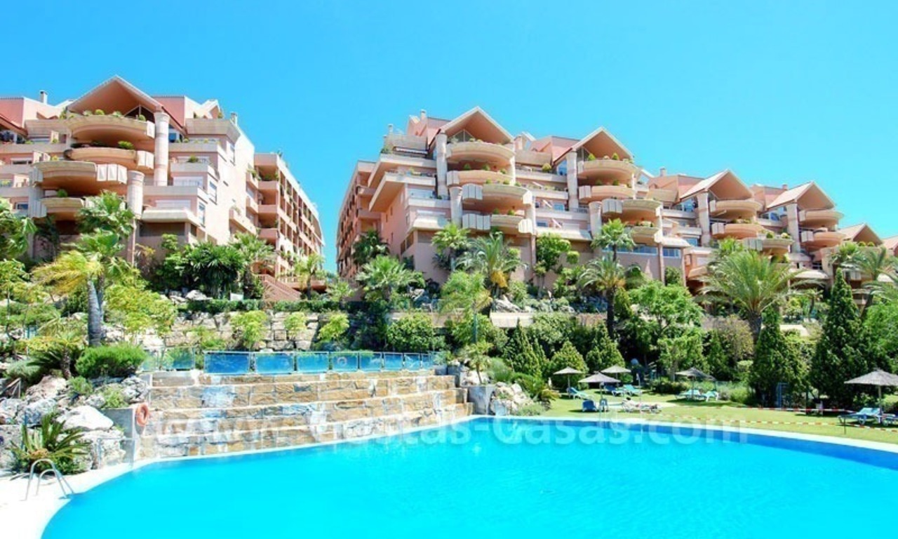 Appartement de luxe spacieux à vendre à Nueva Andalucía, Marbella 12