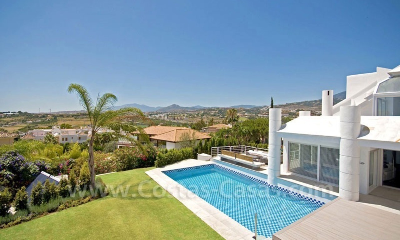 Villa moderne en première ligne de golf à vendre dans Nueva Andalucía - Marbella 6