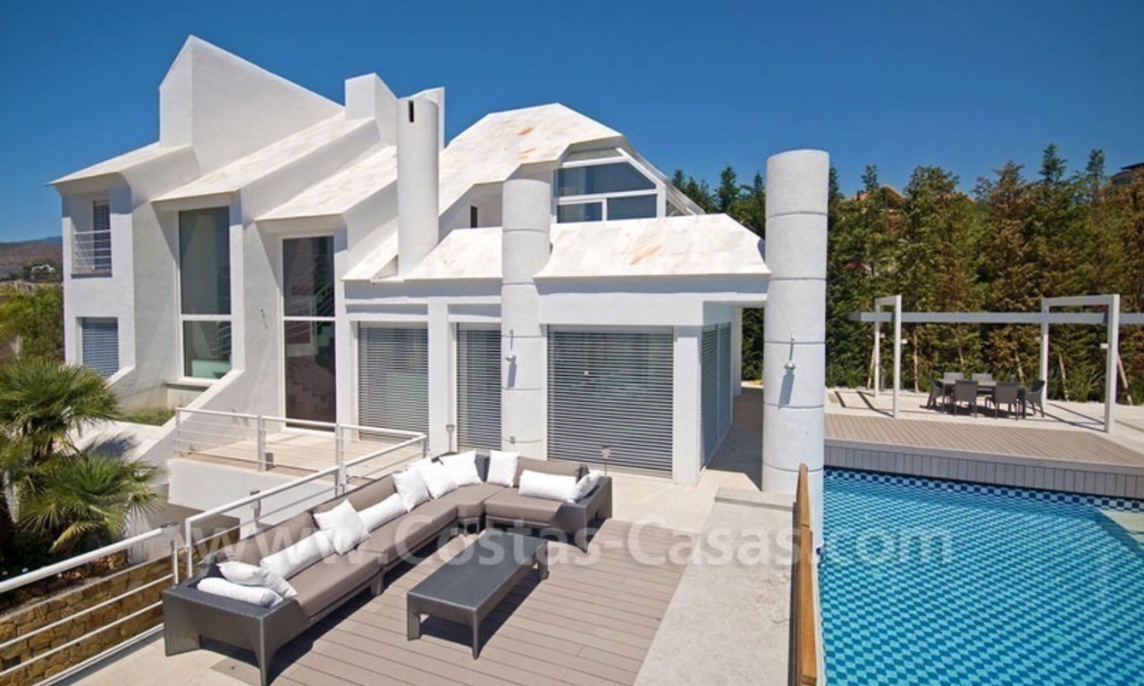 Villa moderne en première ligne de golf à vendre dans Nueva Andalucía - Marbella 2