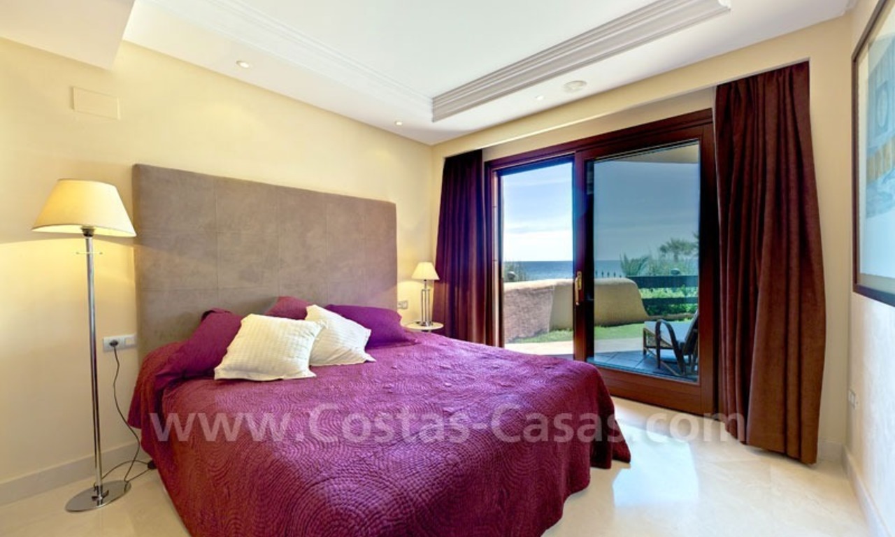Appartement de luxe à vendre en bord de mer dans la région de Marbella - Estepona 15