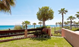 Appartement de luxe à vendre en bord de mer dans la région de Marbella - Estepona 3