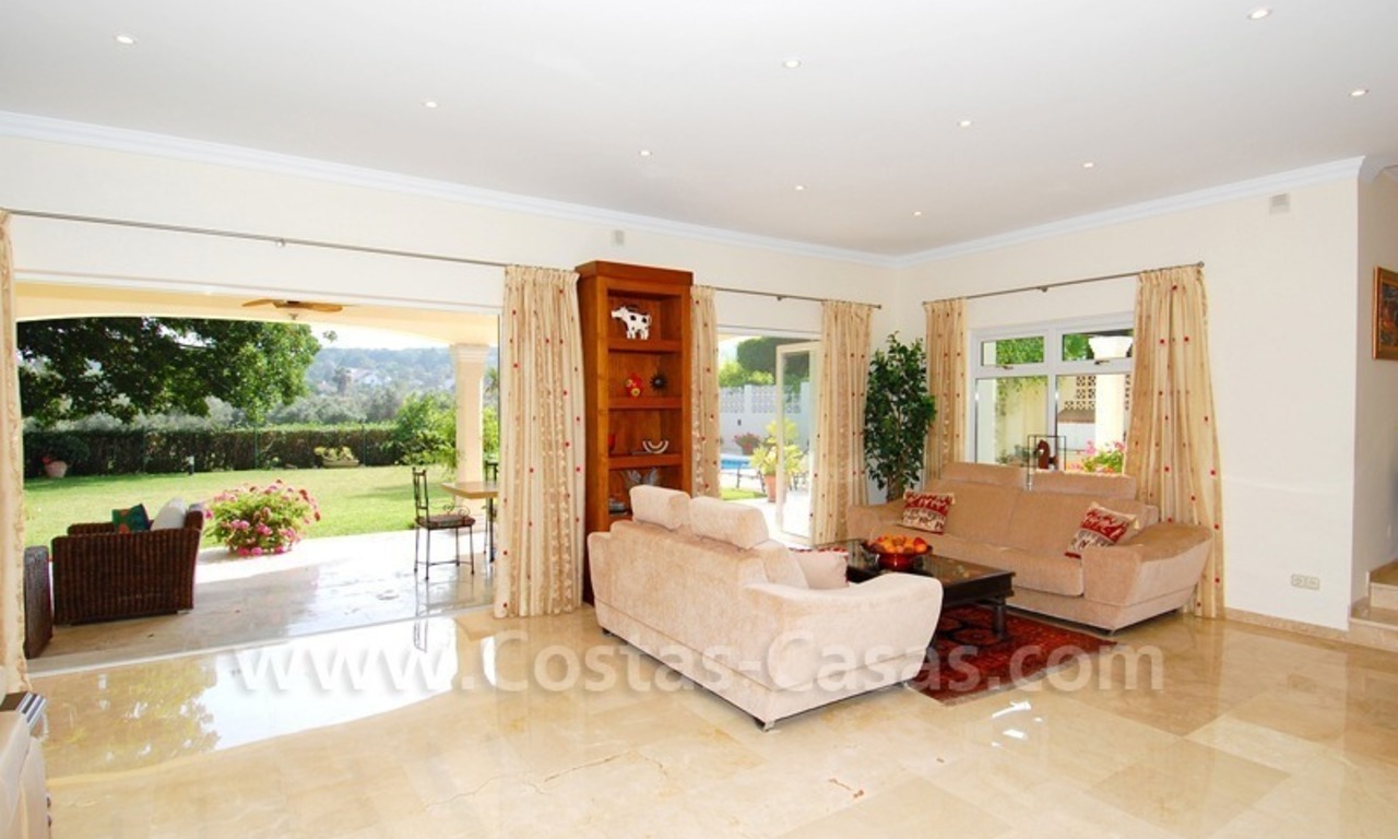 Villa de luxe en première ligne de golf à vendre dans Nueva Andalucía - Marbella 10