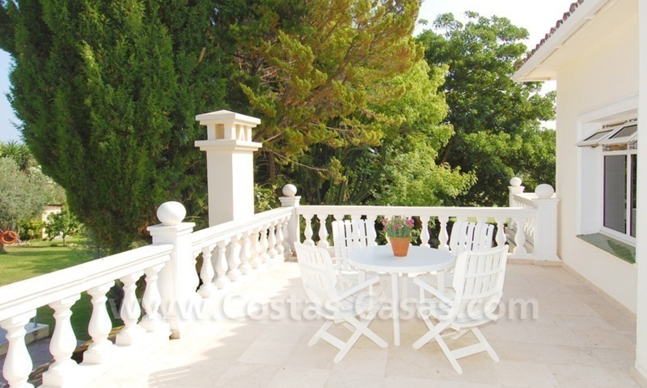 Villa de luxe en première ligne de golf à vendre dans Nueva Andalucía - Marbella 17