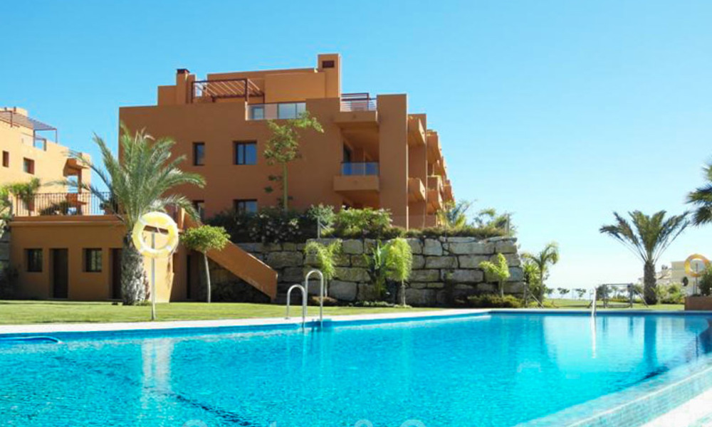 Appartements de golf à acheter dans la région de Marbella - Benahavis 24001