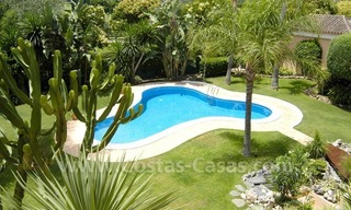 Villa de style andalou en première ligne de golf à acheter à Nueva Andalucía, Marbella 11
