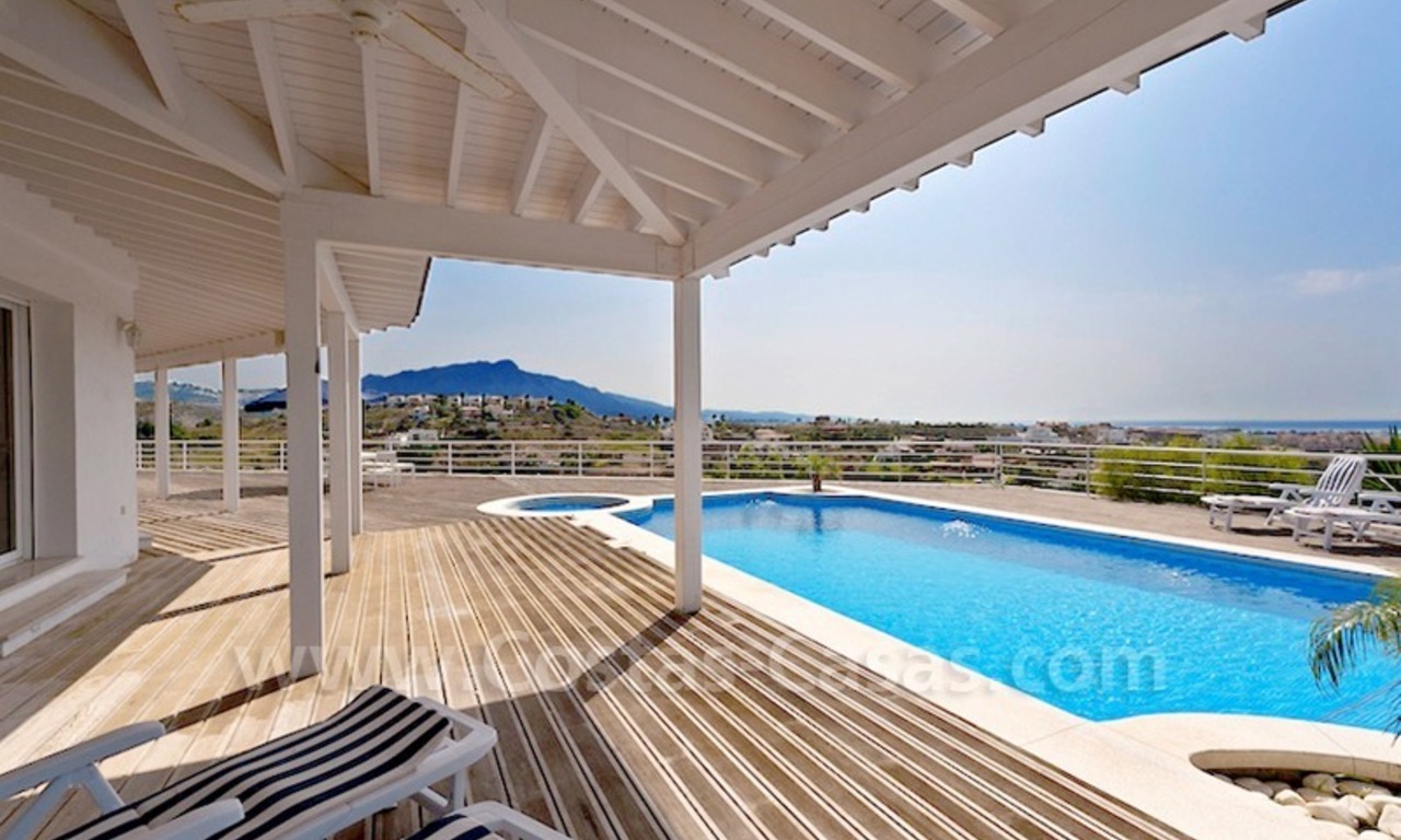 Villa en première ligne de plage à vendre, Marbella - Benahavis 2