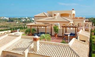 Opportunité! Appartements de luxe en première ligne de golf à acheter dans la zone de Marbella - Benahavis 11